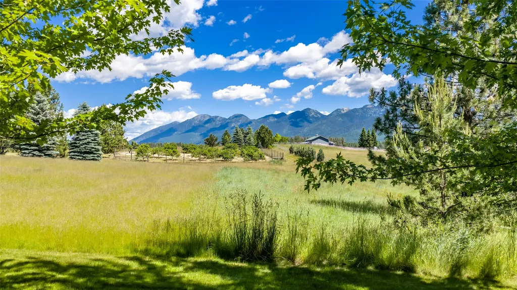 182 Moondance Trail Bigfork MT 59911
