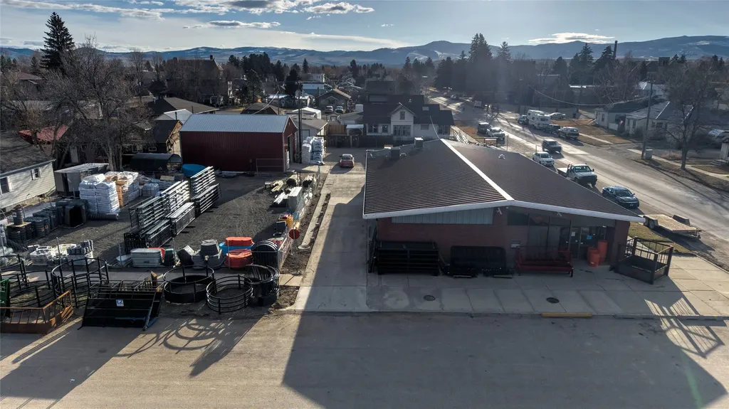 401 Milwaukee Avenue Deer Lodge MT 59722
