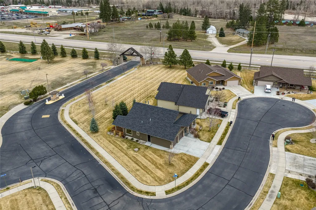 15 Success Court Stevensville MT 59870