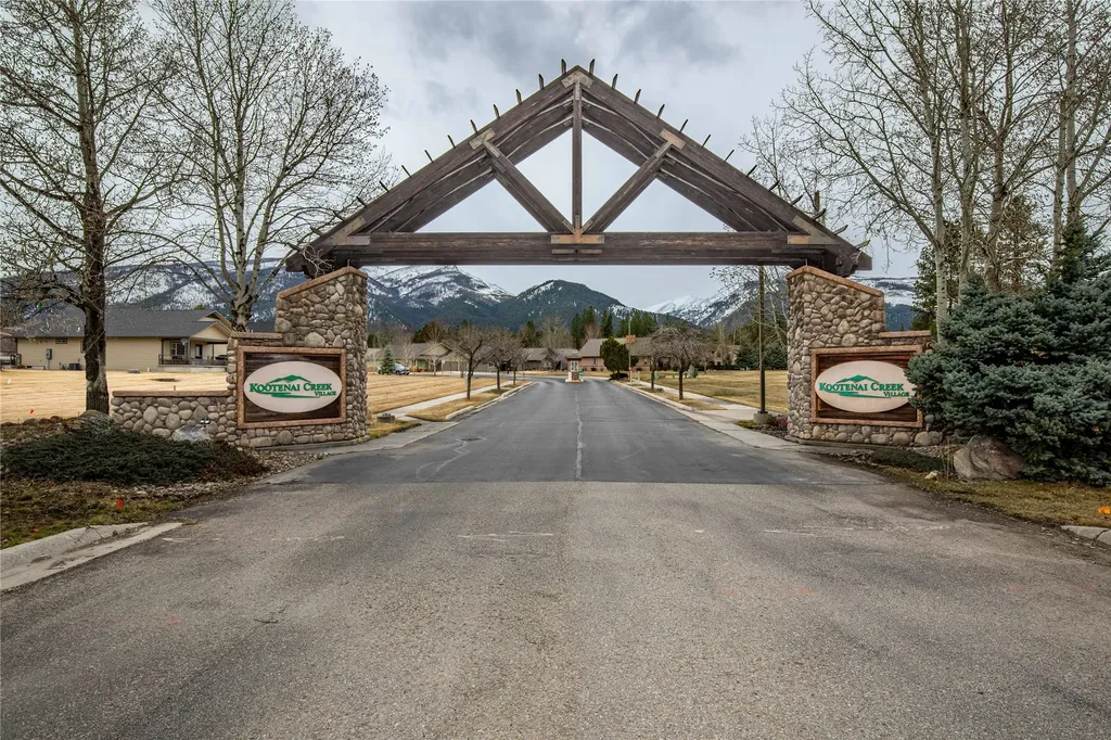 15 Success Court Stevensville MT 59870