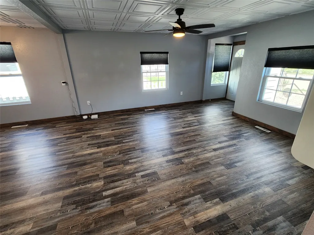 126 3rd Avenue NW Cut Bank MT 59427