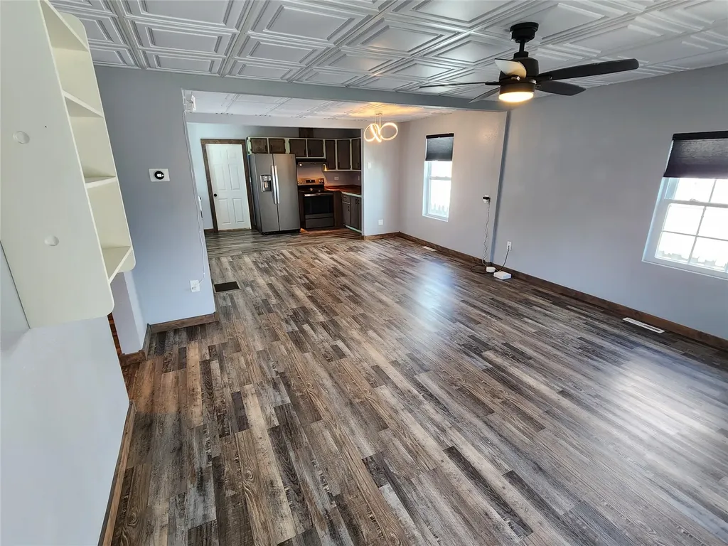 126 3rd Avenue NW Cut Bank MT 59427