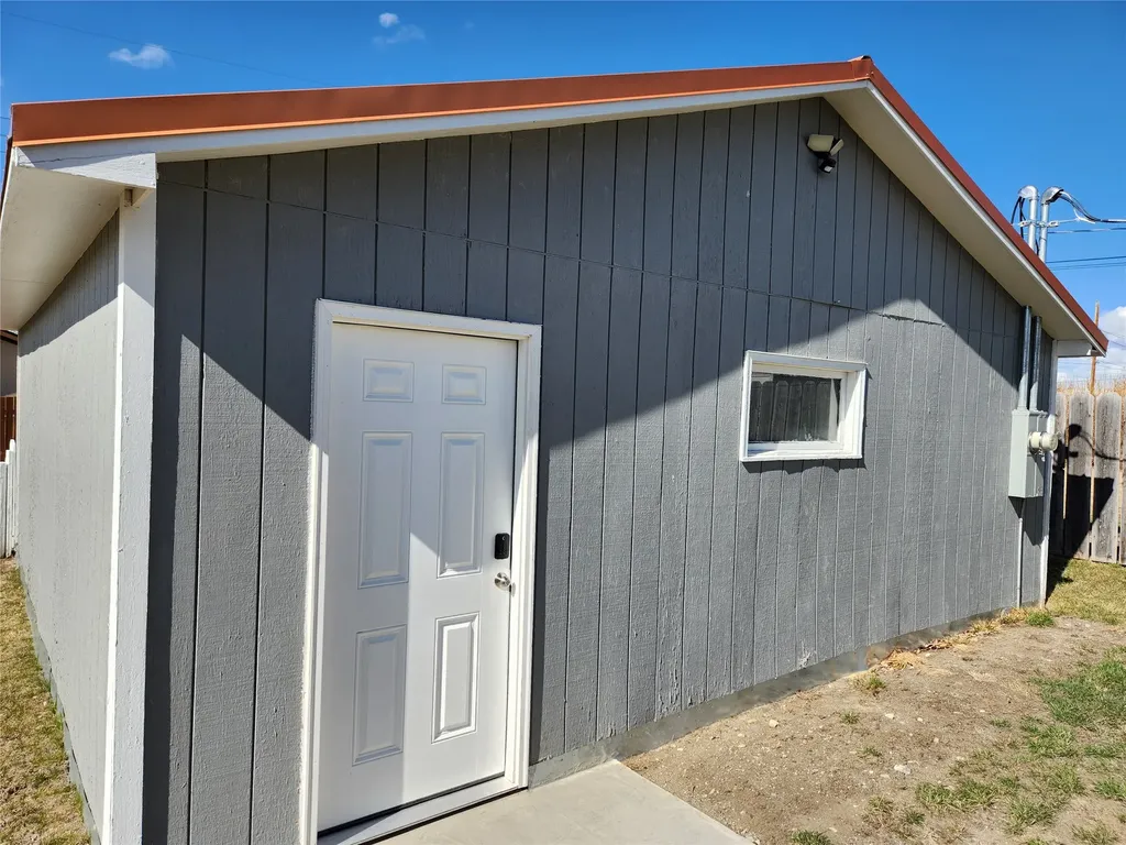 126 3rd Avenue NW Cut Bank MT 59427