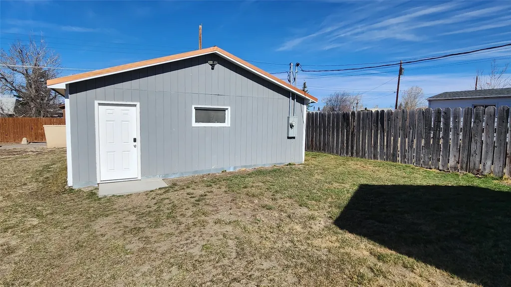 126 3rd Avenue NW Cut Bank MT 59427