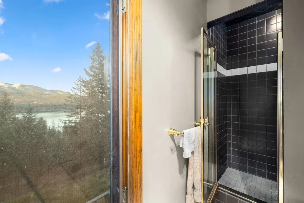 1750 Cliffview Lane Whitefish MT 59937