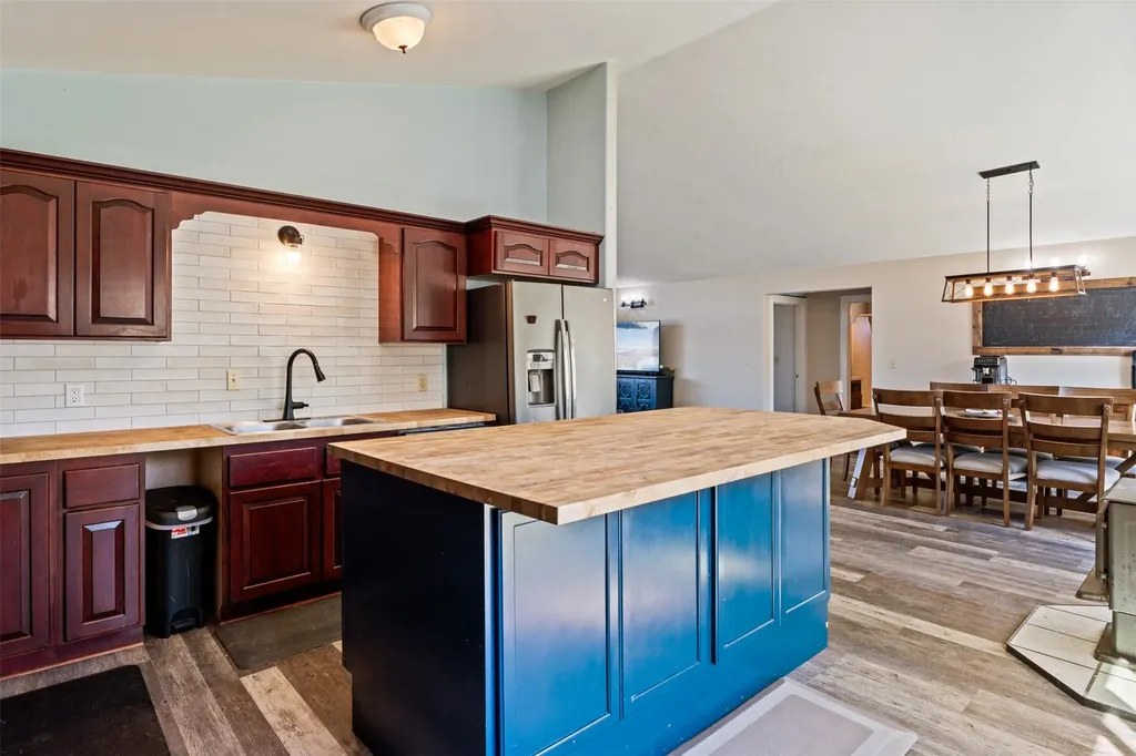42 Tyler M Road Plains MT 59859