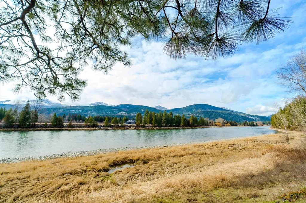 1165 Kootenai River Road Libby MT 59923