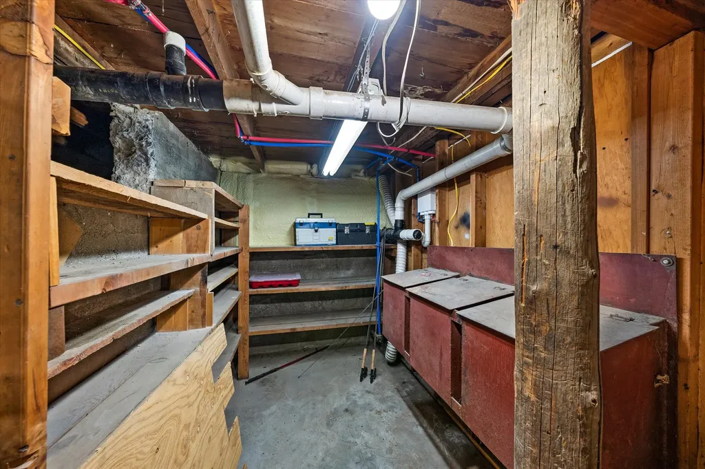 1165 Kootenai River Road Libby MT 59923