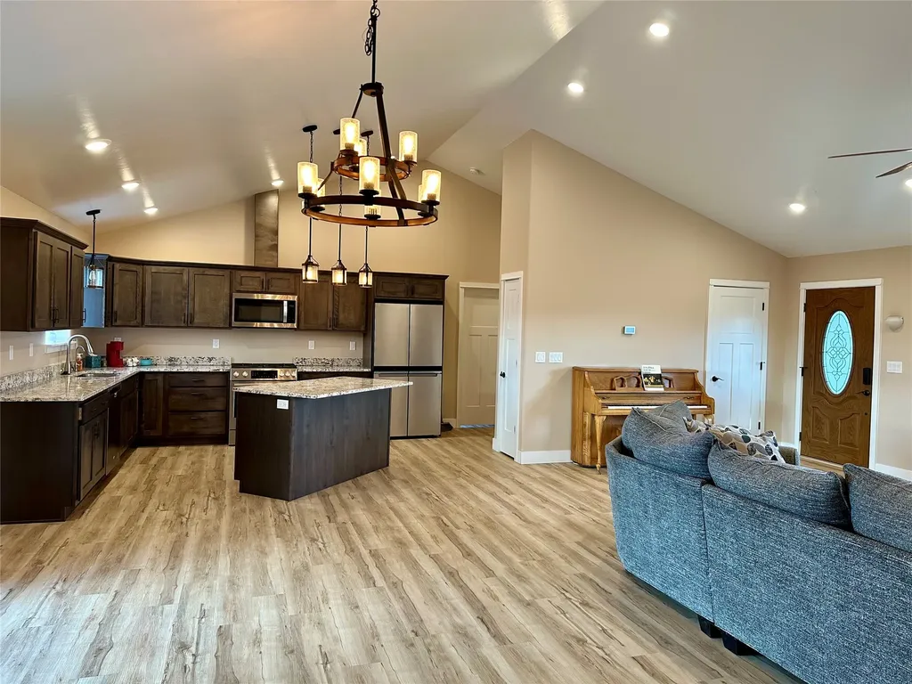 3898 Sprangletop Lane Helena MT 59602
