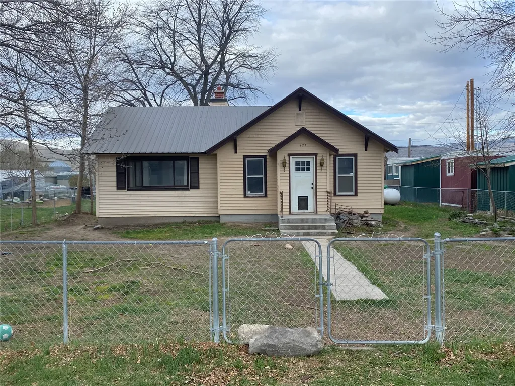 423 N Pine Street Townsend MT 59644