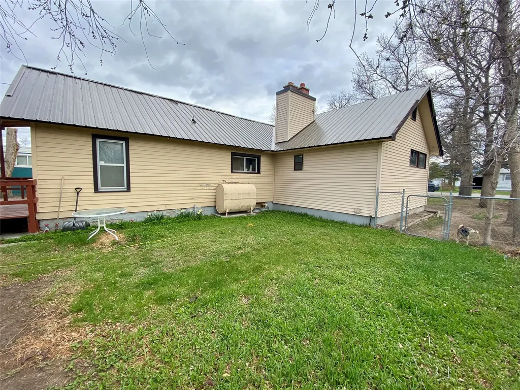 423 N Pine Street Townsend MT 59644