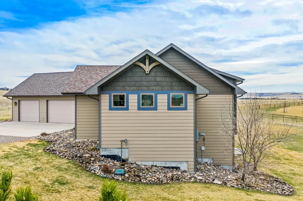 16 Bend Park Road Great Falls MT 59404