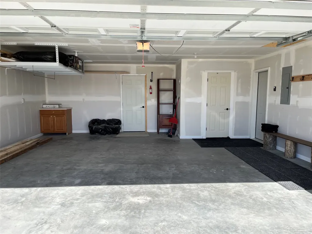 305 Lathrop Street W Clyde Park MT 59018