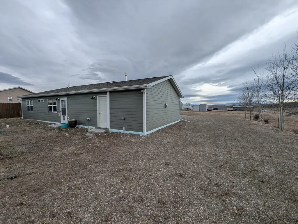 305 Lathrop Street W Clyde Park MT 59018
