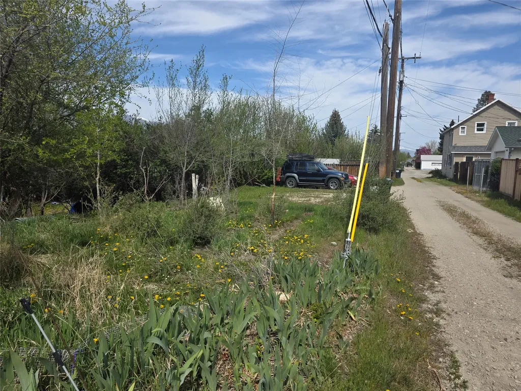 114 N 7th Street Hamilton MT 59840