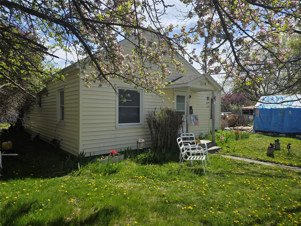 114 N 7th Street Hamilton MT 59840