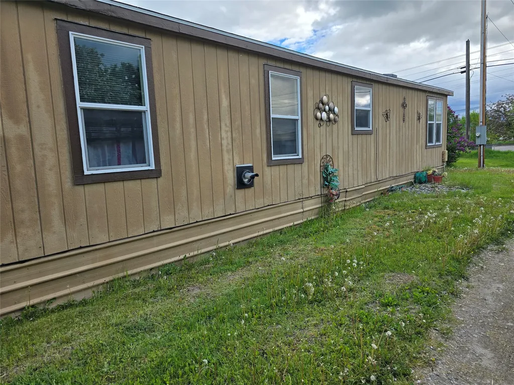 1320 Willow Glen Drive Kalispell MT 59901