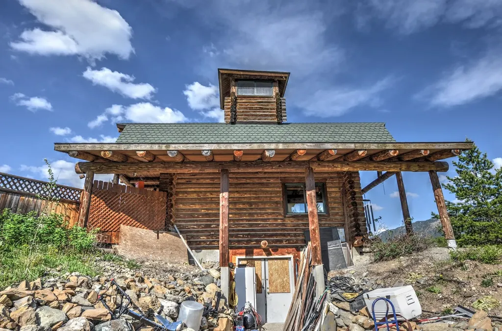 12135 Us Highway 2 E West Glacier MT 59936