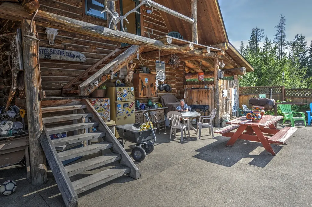 12135 Us Highway 2 E West Glacier MT 59936