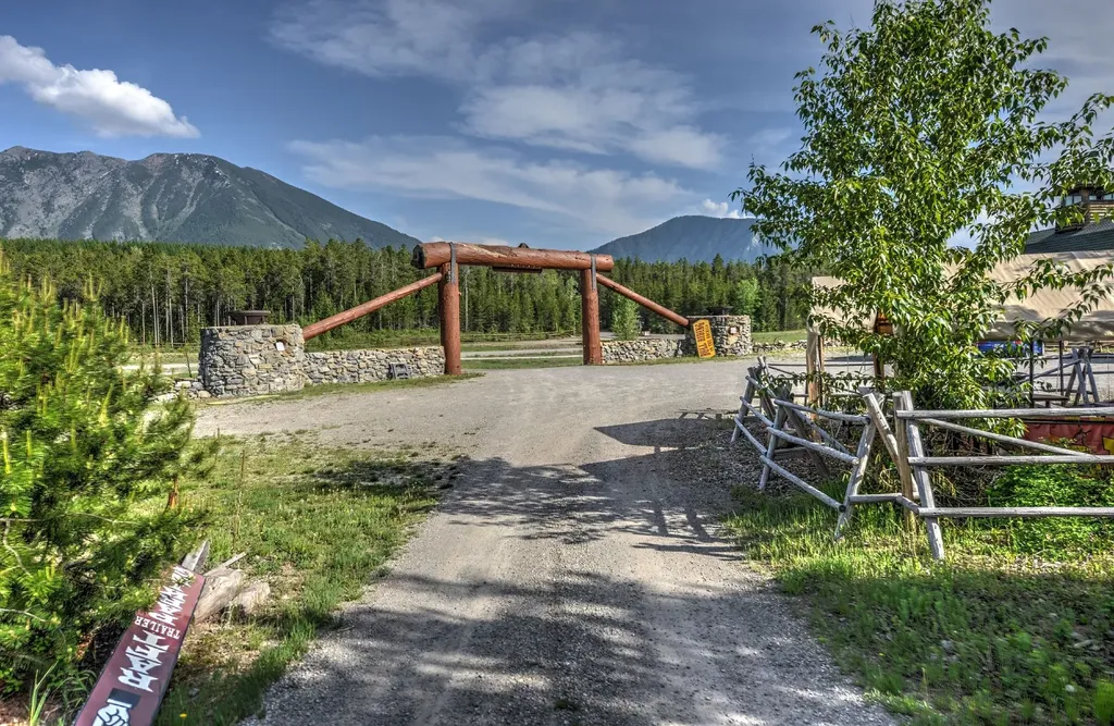 12135 Highway 2 E West Glacier MT 59936