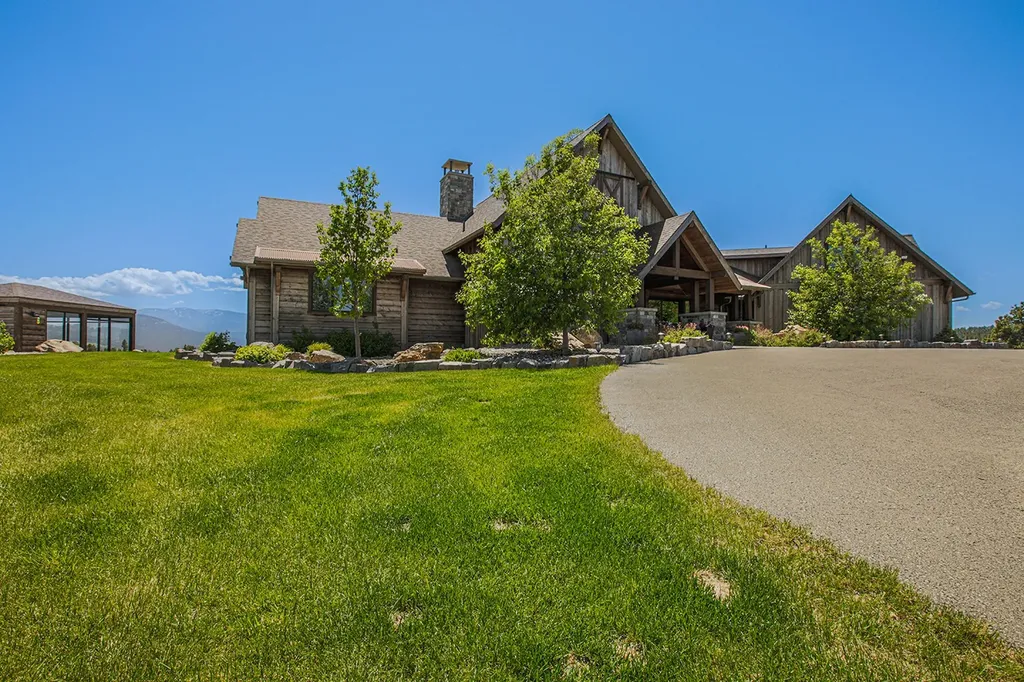 11 Howard Beer Road Clancy MT 59634