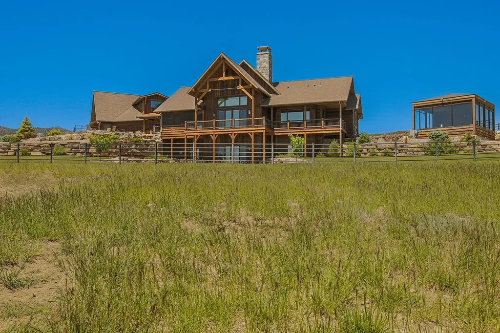 11 Howard Beer Road Clancy MT 59634