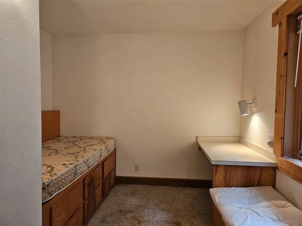 645 Alvista Loop Hamilton MT 59840