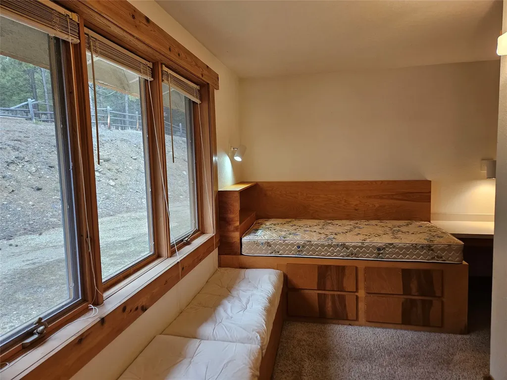 645 Alvista Loop Hamilton MT 59840