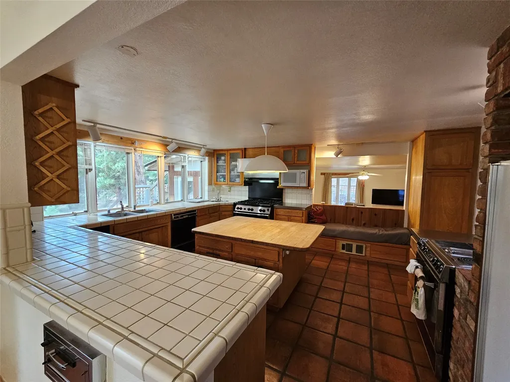 645 Alvista Loop Hamilton MT 59840