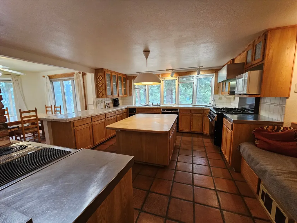 645 Alvista Loop Hamilton MT 59840