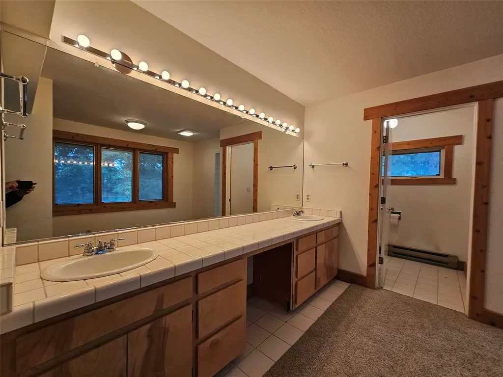 645 Alvista Loop Hamilton MT 59840