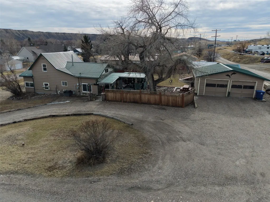 1122 Saint Charles Street Fort Benton MT 59442