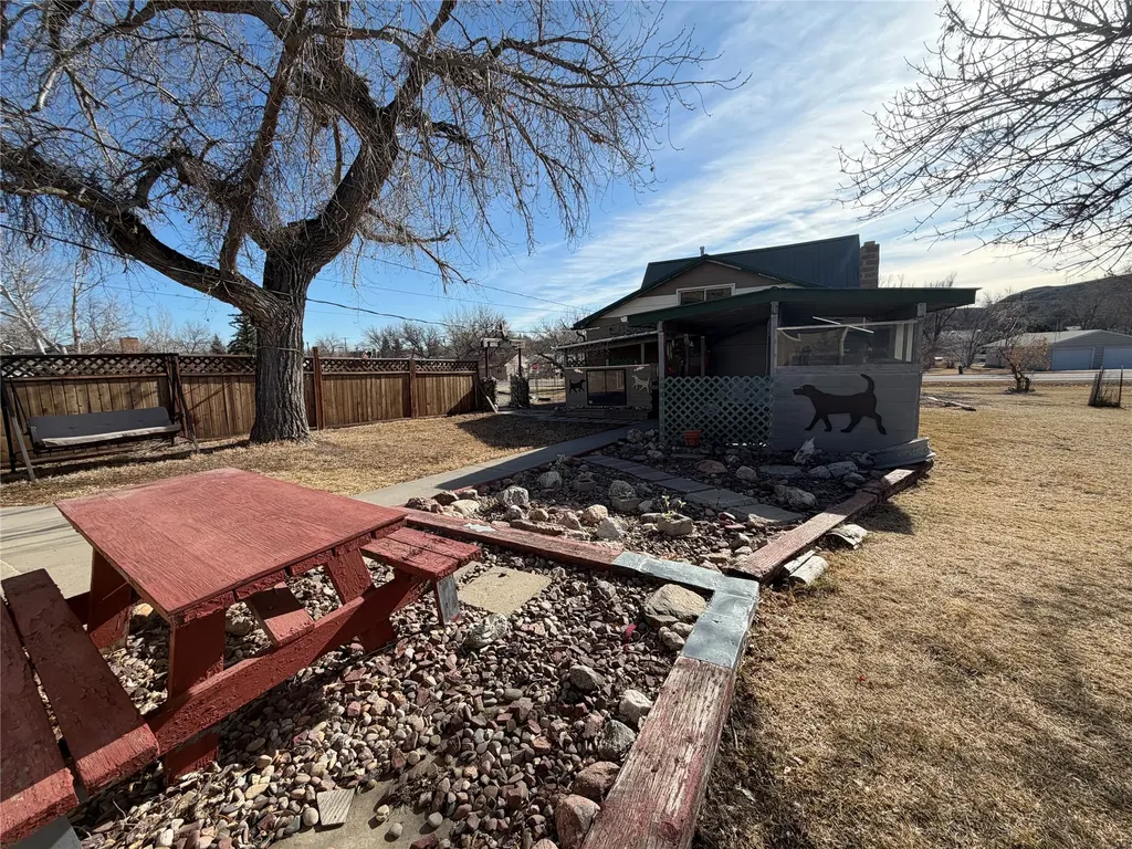1122 Saint Charles Street Fort Benton MT 59442