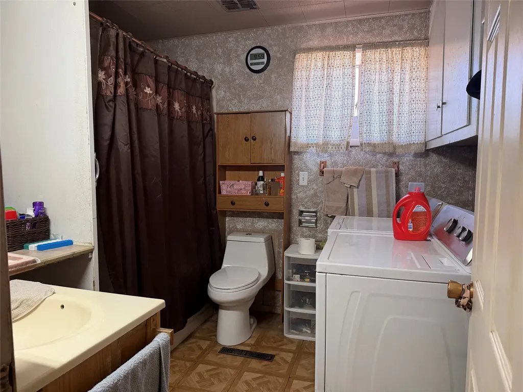 1122 Saint Charles Street Fort Benton MT 59442