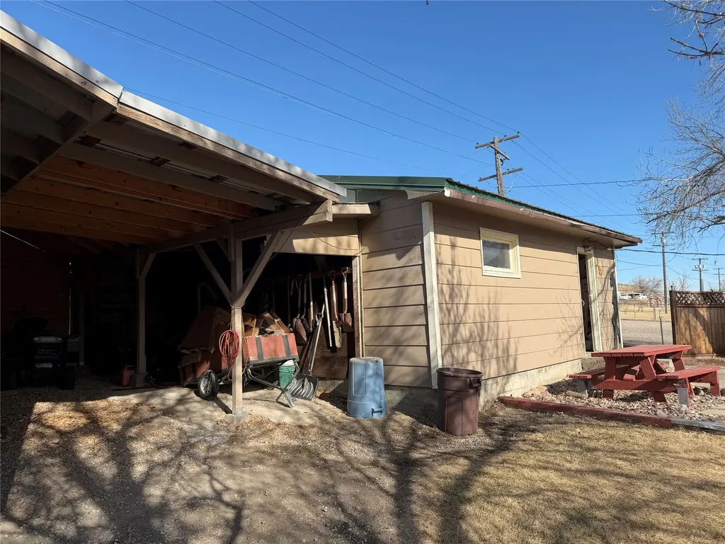 1122 Saint Charles Street Fort Benton MT 59442