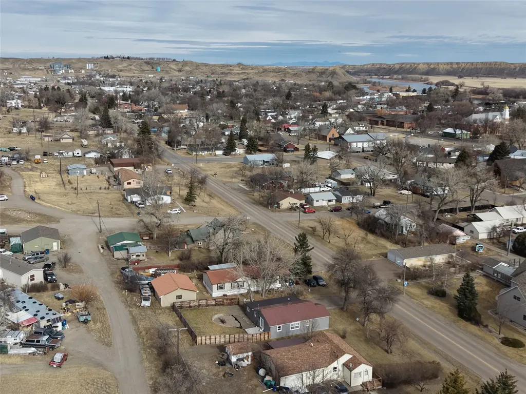 1122 Saint Charles Street Fort Benton MT 59442