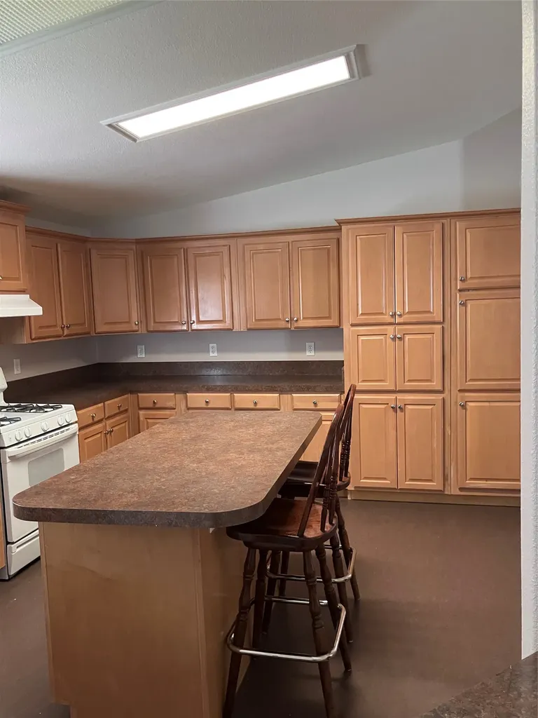 2 10th Avenue NE Choteau MT 59422