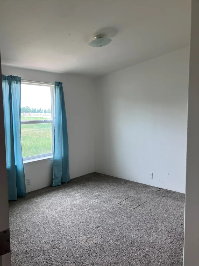 2 10th Avenue NE Choteau MT 59422