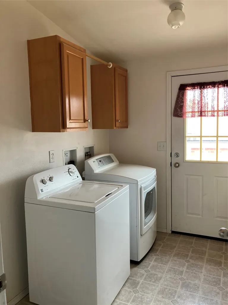 2 10th Avenue NE Choteau MT 59422