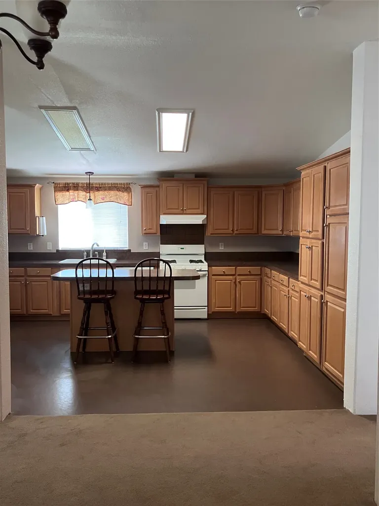 2 10th Avenue NE Choteau MT 59422