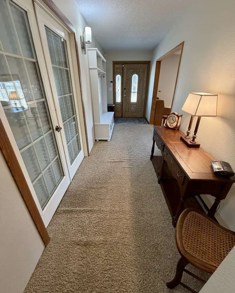 621 W Laurel Avenue Plentywood MT 59254
