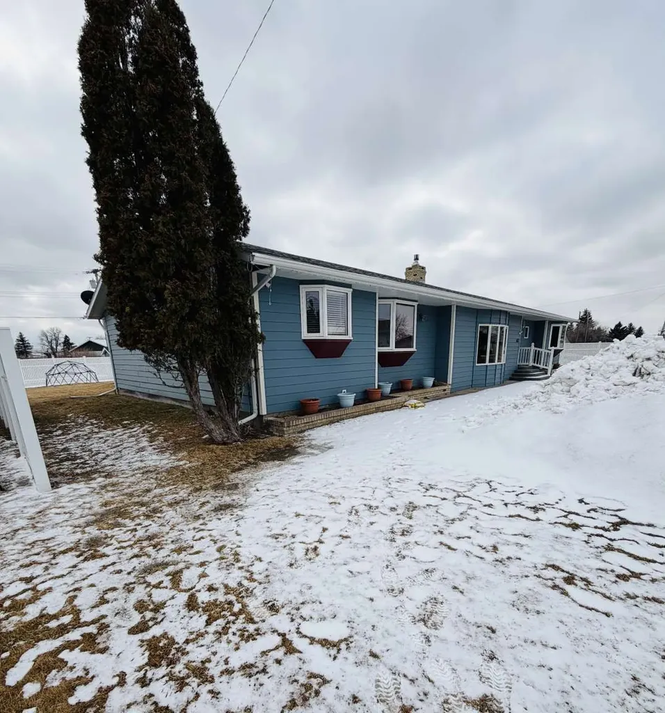 621 W Laurel Avenue Plentywood MT 59254
