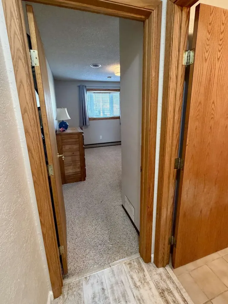 621 W Laurel Avenue Plentywood MT 59254
