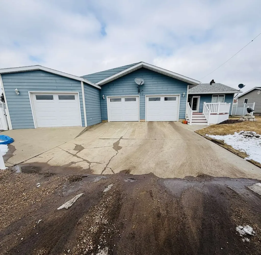 621 W Laurel Avenue Plentywood MT 59254