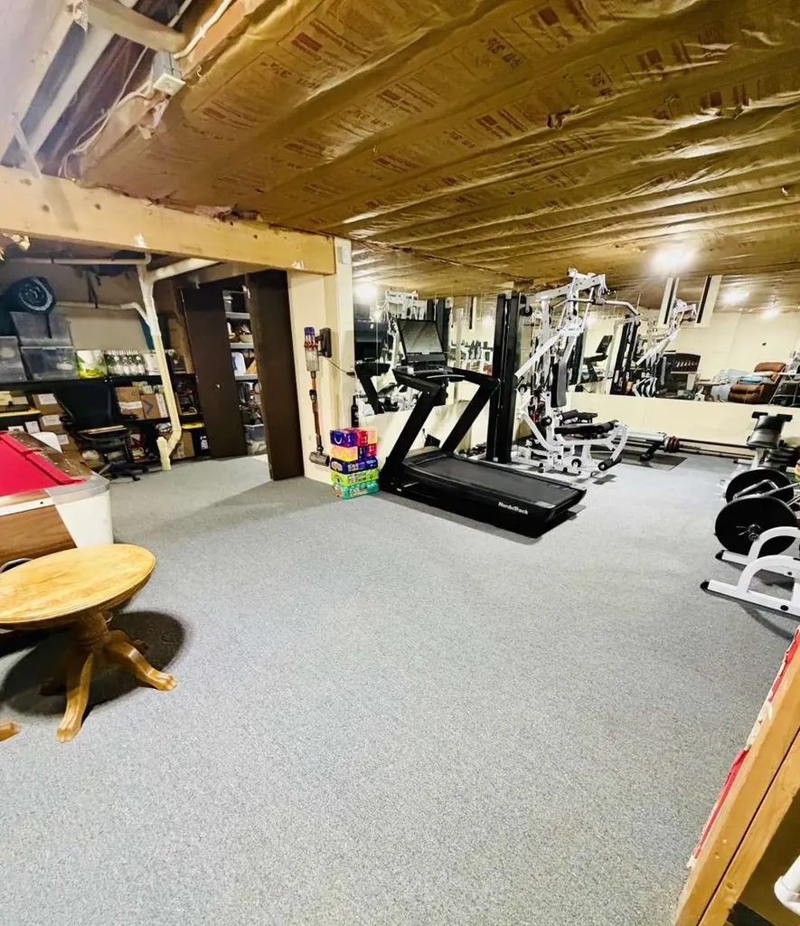 621 W Laurel Avenue Plentywood MT 59254