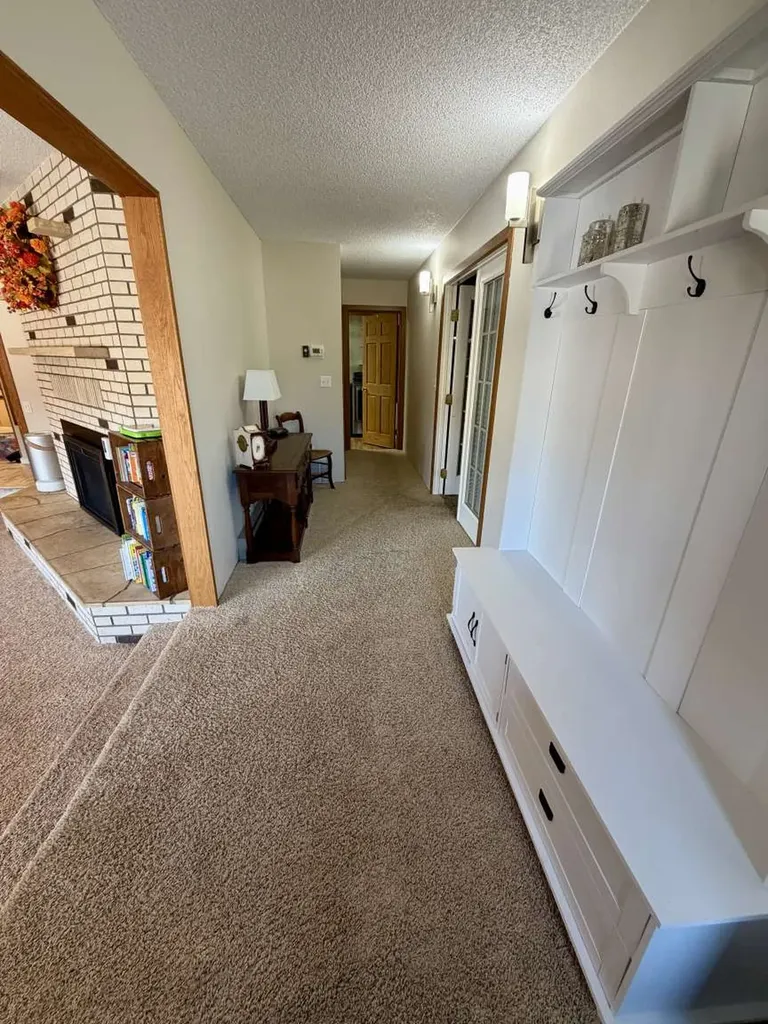 621 W Laurel Avenue Plentywood MT 59254