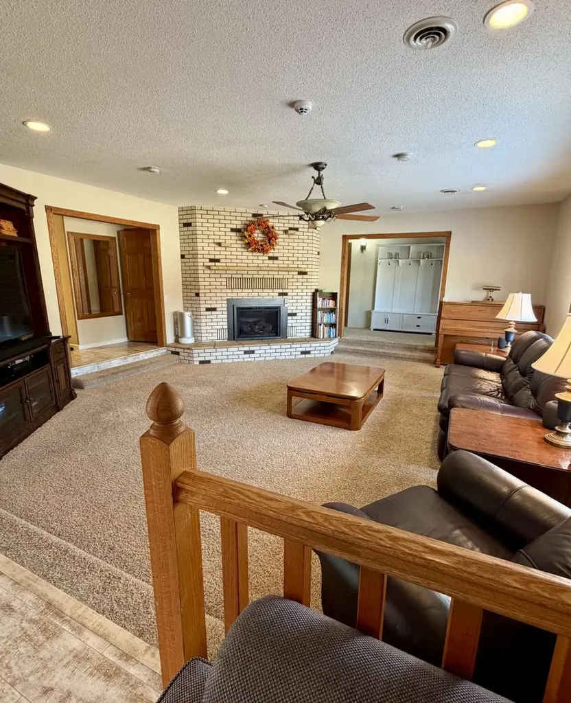 621 W Laurel Avenue Plentywood MT 59254