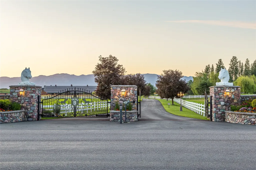 1187 & 1195 Hodgson Road Columbia Falls MT 59912