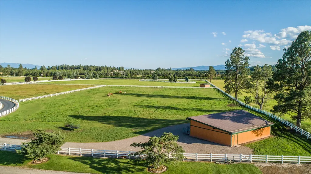 1187 & 1195 Hodgson Road Columbia Falls MT 59912