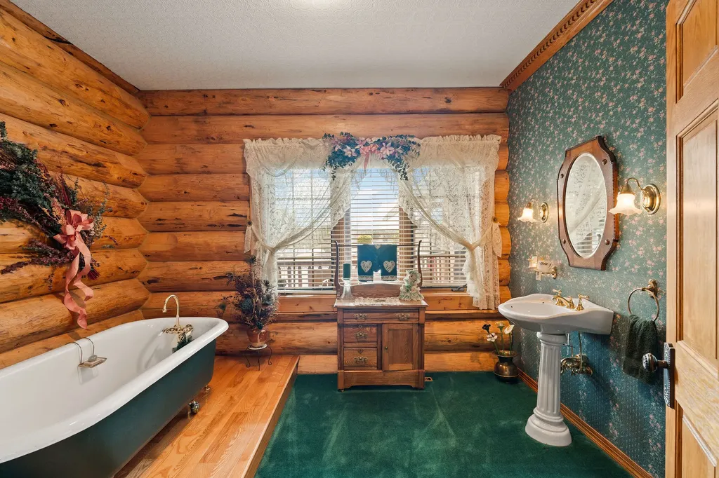 1187 & 1195 Hodgson Road Columbia Falls MT 59912
